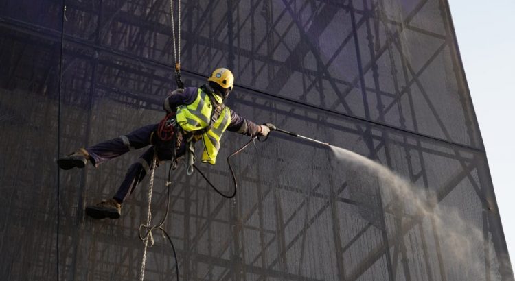 Common Applications Of Rope Access Building Cleaning In Urban Areas